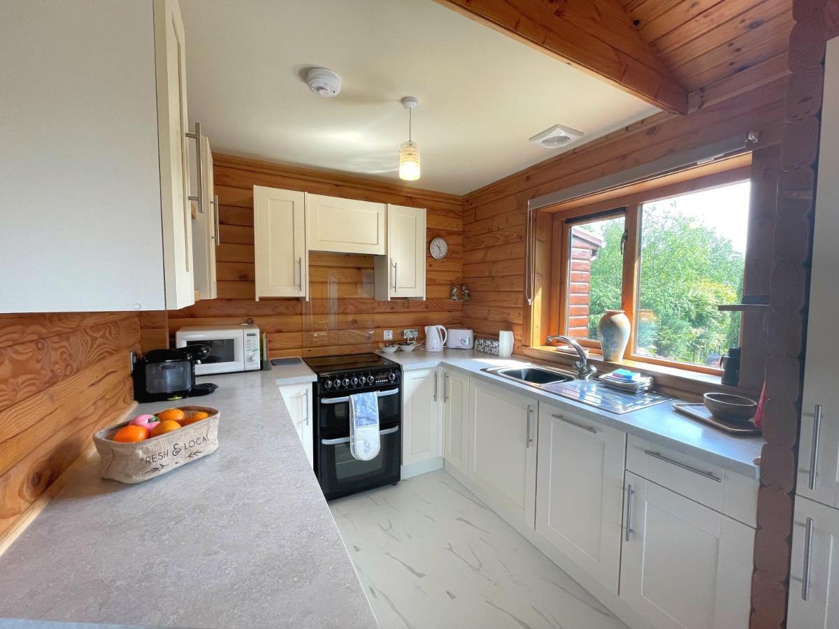 Pass The Keys Beautiful 2Br Beach Lodge Set In Stunning Gardens Dalbeattie Exteriér fotografie